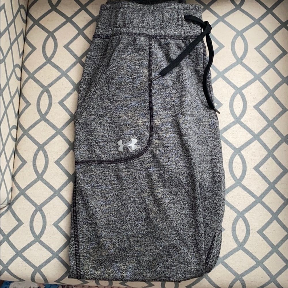 Grey sweatpants. Free shipping!